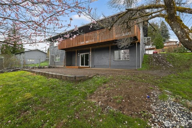 2404 Bloyd Street, Kelso, WA 98626