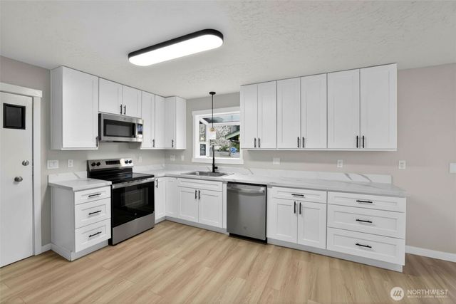 2404 Bloyd Street, Kelso, WA 98626