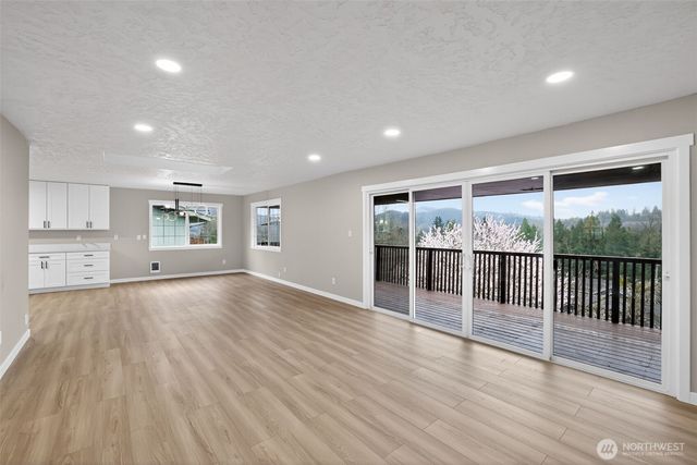 2404 Bloyd Street, Kelso, WA 98626