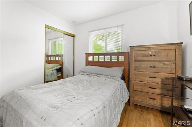 12155 Kingshead Drive, Florissant, MO 63033