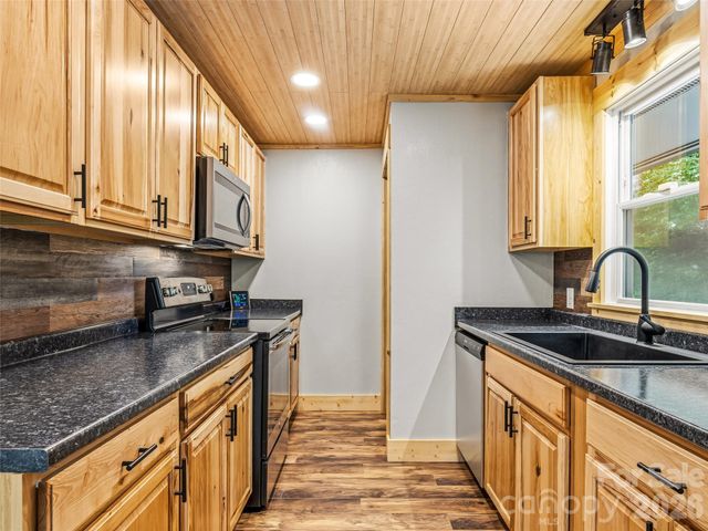 785 Pisgah Forest Drive, Pisgah Forest, NC 28768