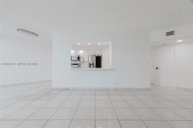 16485 Collins Avenue 338, Sunny Isles Beach, FL 33160