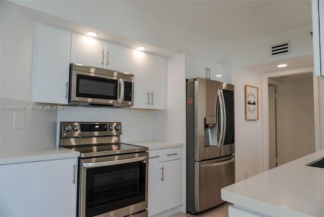 16485 Collins Avenue 338, Sunny Isles Beach, FL 33160
