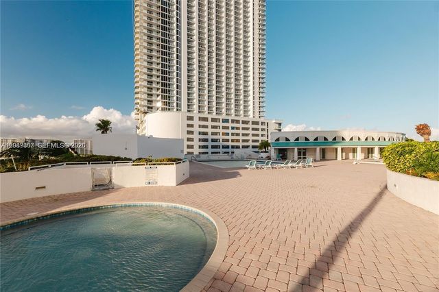 16485 Collins Avenue 338, Sunny Isles Beach, FL 33160