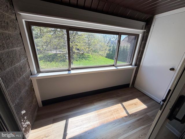 132 LEEDOM WAY, Newtown, PA 18940