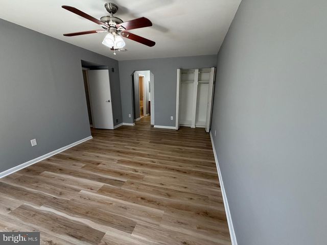 132 LEEDOM WAY, Newtown, PA 18940