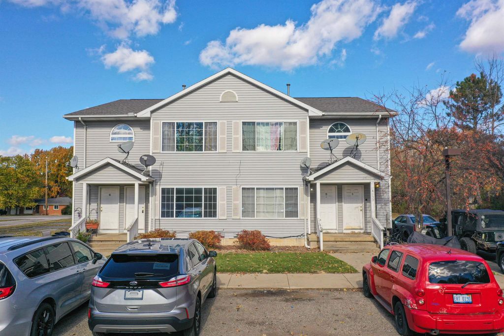 4137 W Court Street Unit #3, Flint, MI 48532