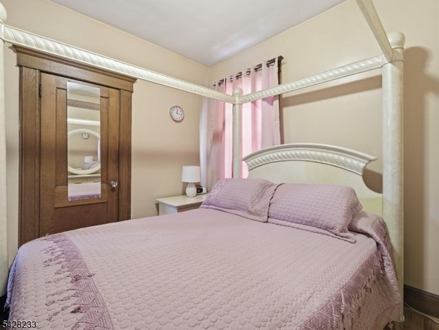 768 E 25Th St, Paterson City, NJ 07504