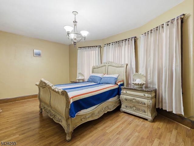 768 E 25Th St, Paterson City, NJ 07504