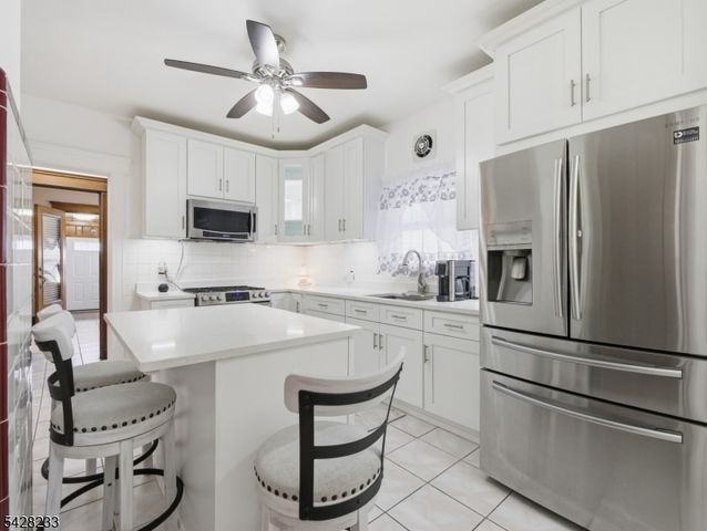 768 E 25Th St, Paterson City, NJ 07504