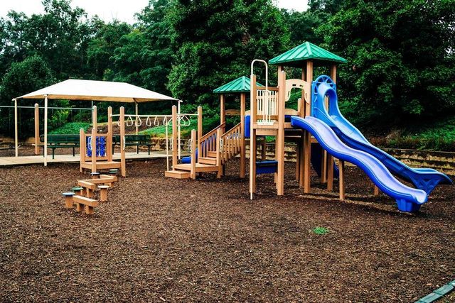 383 Scarlett Rose Way, Hoschton, GA 30548