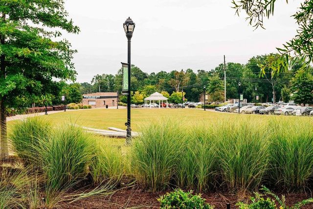 383 Scarlett Rose Way, Hoschton, GA 30548