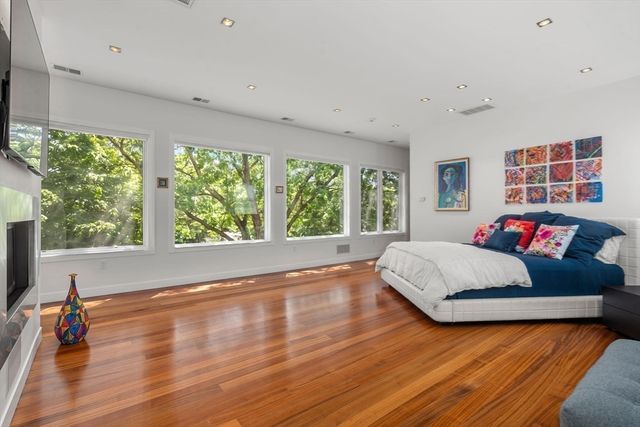 17 Edge Hill Rd, Newton, MA 02467
