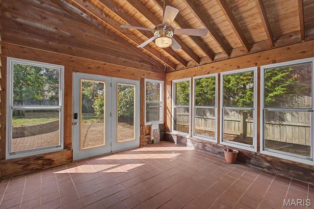 12 Beverly Drive, Olivette, MO 63132
