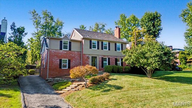 12 Beverly Drive, Olivette, MO 63132