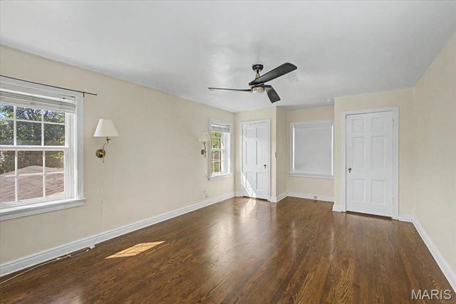 12 Beverly Drive, Olivette, MO 63132