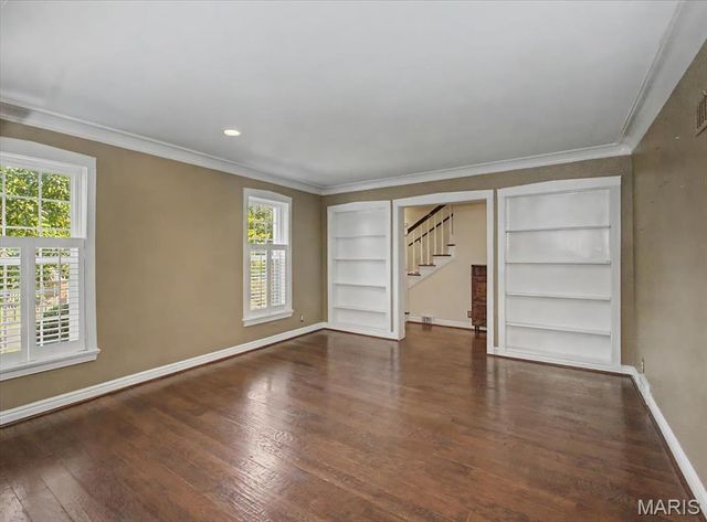 12 Beverly Drive, Olivette, MO 63132