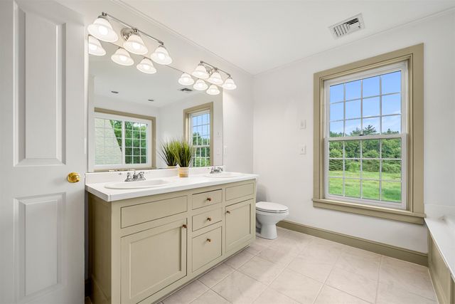 72 Joppa Hill Road, Bedford, NH 03110