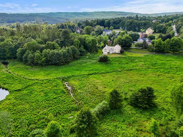 72 Joppa Hill Road, Bedford, NH 03110