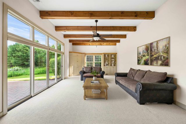 72 Joppa Hill Road, Bedford, NH 03110