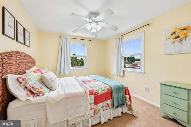 108 BALDWIN AVE, Ridley Park, PA 19078