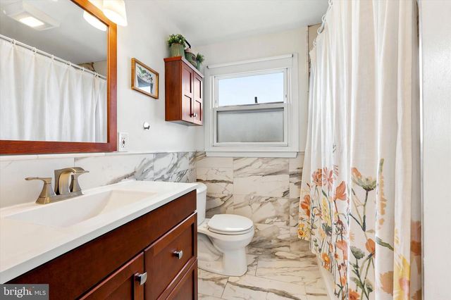 108 BALDWIN AVE, Ridley Park, PA 19078