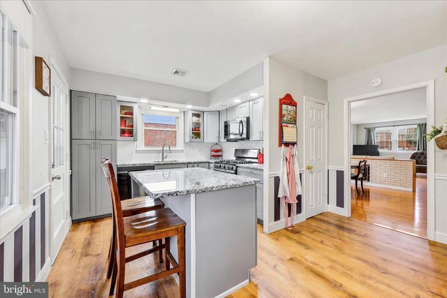 108 BALDWIN AVE, Ridley Park, PA 19078