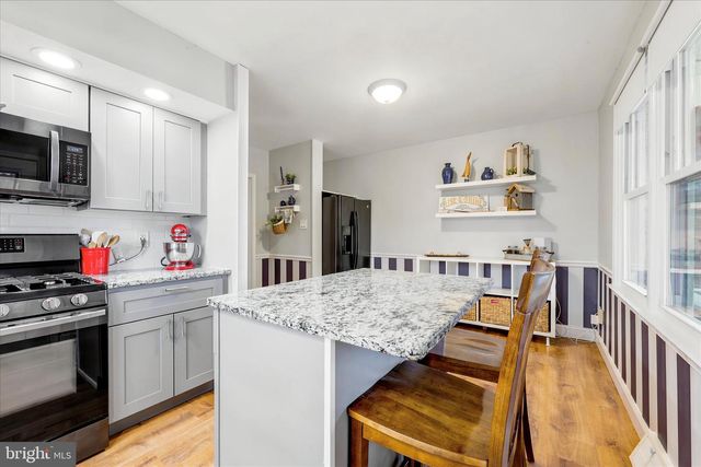 108 BALDWIN AVE, Ridley Park, PA 19078