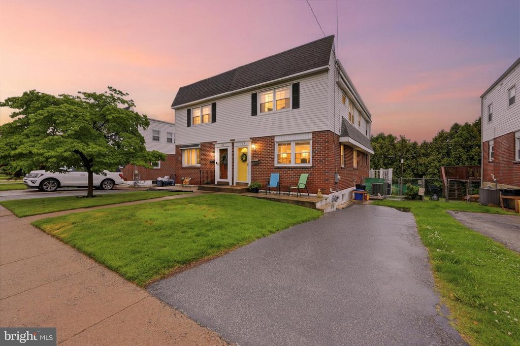 108 BALDWIN AVE, Ridley Park, PA 19078