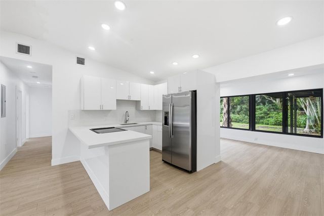 1824 SW 30th Street, Fort Lauderdale, FL 33315