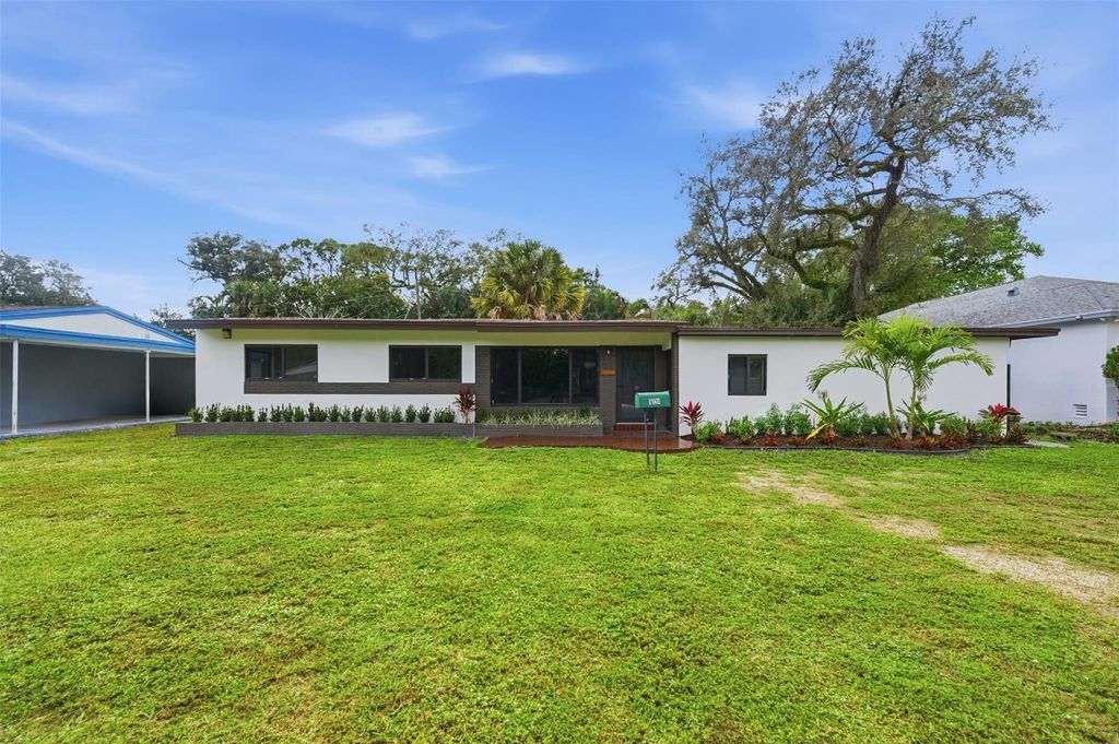 1824 SW 30th Street, Fort Lauderdale, FL 33315