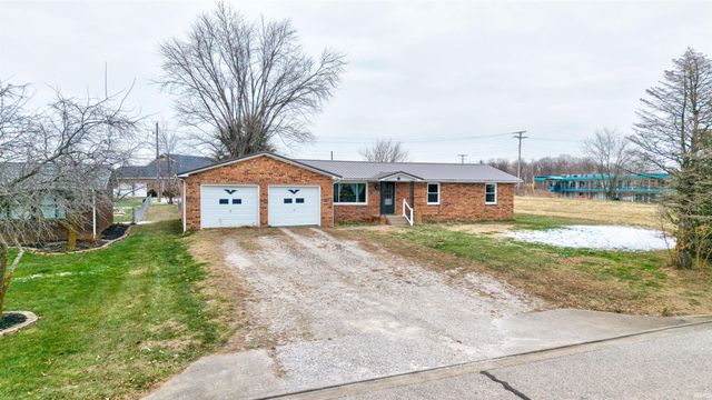 310 E 22nd Street, Huntingburg, IN 47542