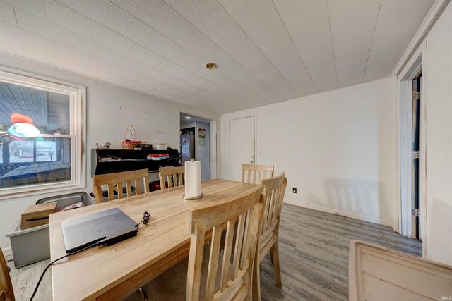 310 E 22nd Street, Huntingburg, IN 47542