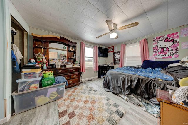 310 E 22nd Street, Huntingburg, IN 47542