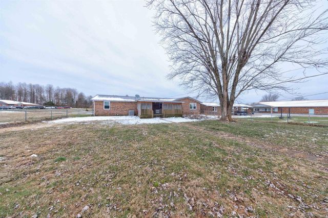 310 E 22nd Street, Huntingburg, IN 47542