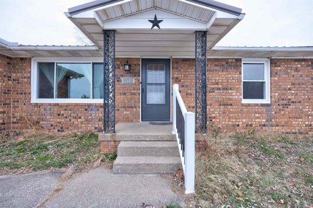 310 E 22nd Street, Huntingburg, IN 47542