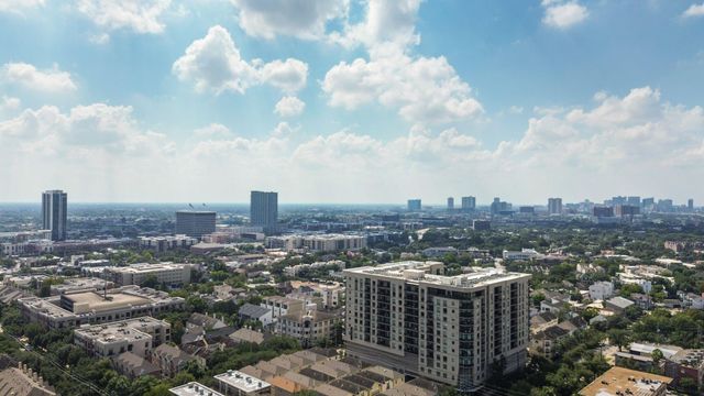 1919 Bailey Street, Houston, TX 77006