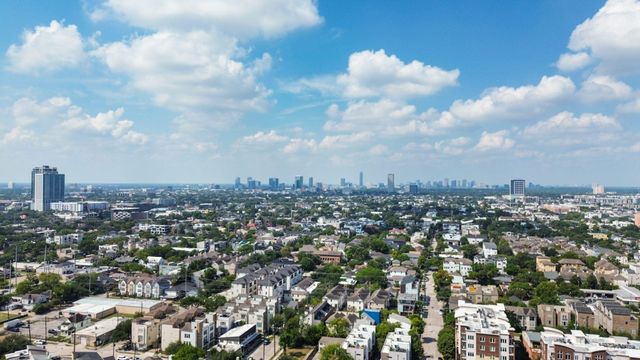 1919 Bailey Street, Houston, TX 77006