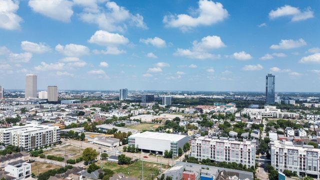1919 Bailey Street, Houston, TX 77006