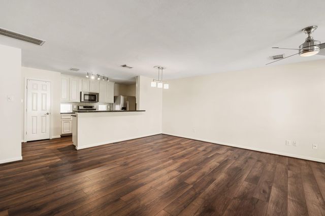 1919 Bailey Street, Houston, TX 77006