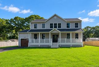 71 Stuyvesant Avenue, Mastic, NY 11950