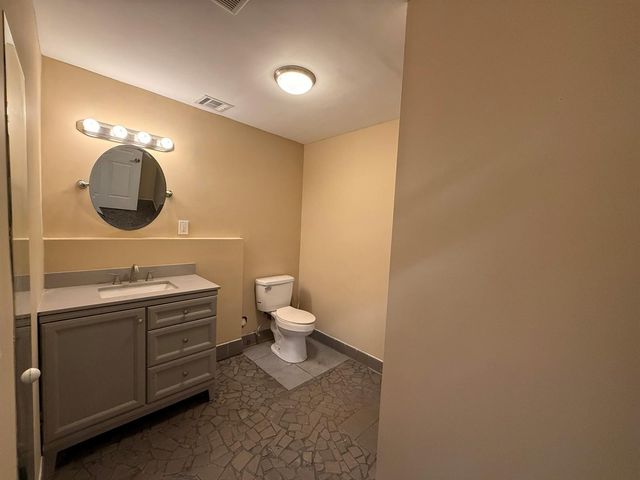 1791 Blount Road 606, Pompano Beach, FL 33069