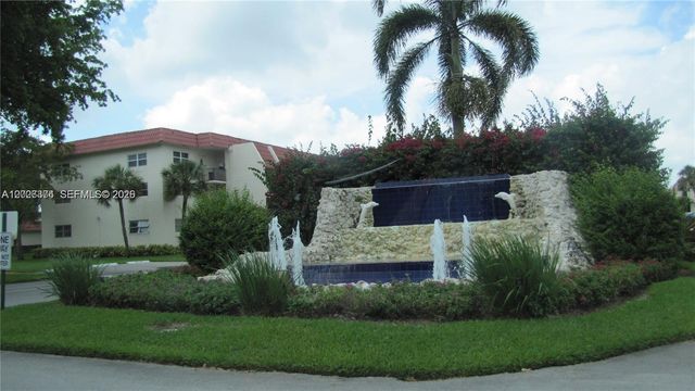 8911 S Hollybrook Blvd 106, Pembroke Pines, FL 33025