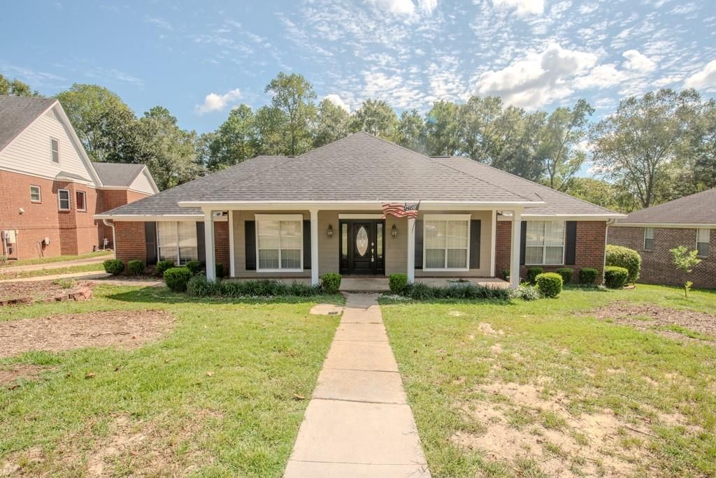 1171 Newbury E Lane, Mobile, AL 36695