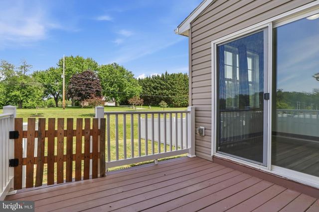 48 HOLSTEIN DR, Hanover, PA 17331
