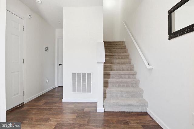 48 HOLSTEIN DR, Hanover, PA 17331