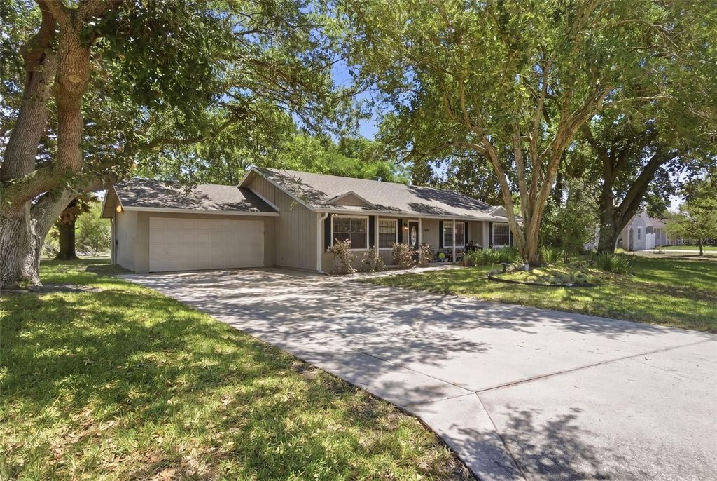 Image 2 of property listing at 5601 KEVIN AVENUE, Orlando, FL 32819