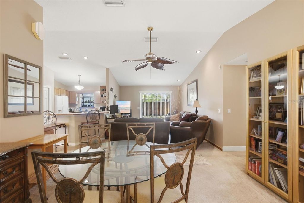 Image 9 of property listing at 5601 KEVIN AVENUE, Orlando, FL 32819