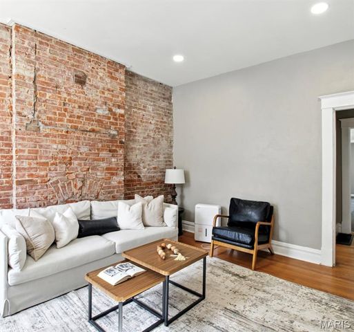 6451 S Kingshighway Boulevard, St Louis, MO 63109