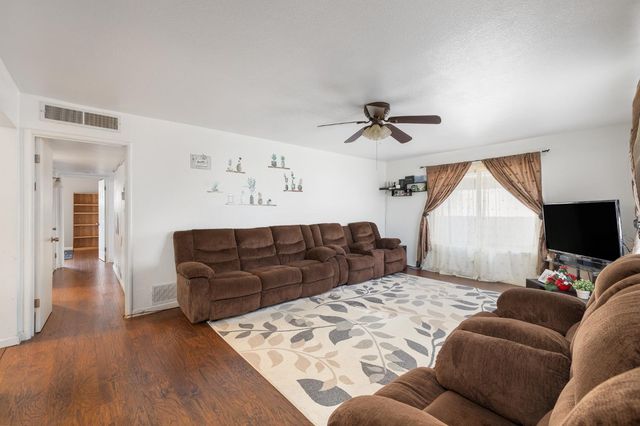 4683 N Angus Street, Fresno, CA 93726